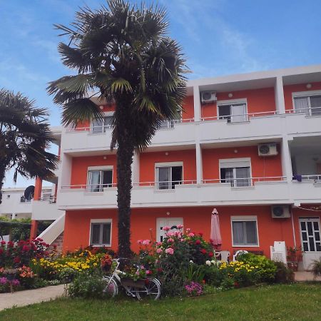 Robi Apartments Ulcinj Exterior photo