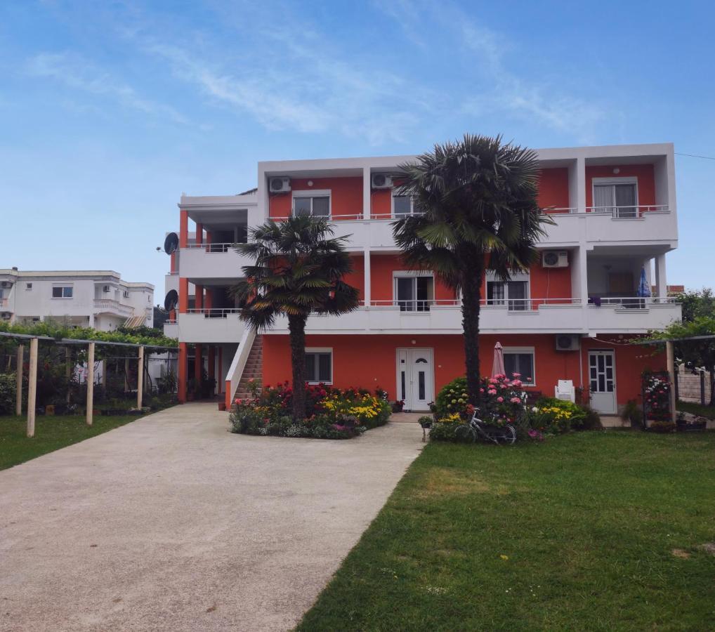 Robi Apartments Ulcinj Exterior photo